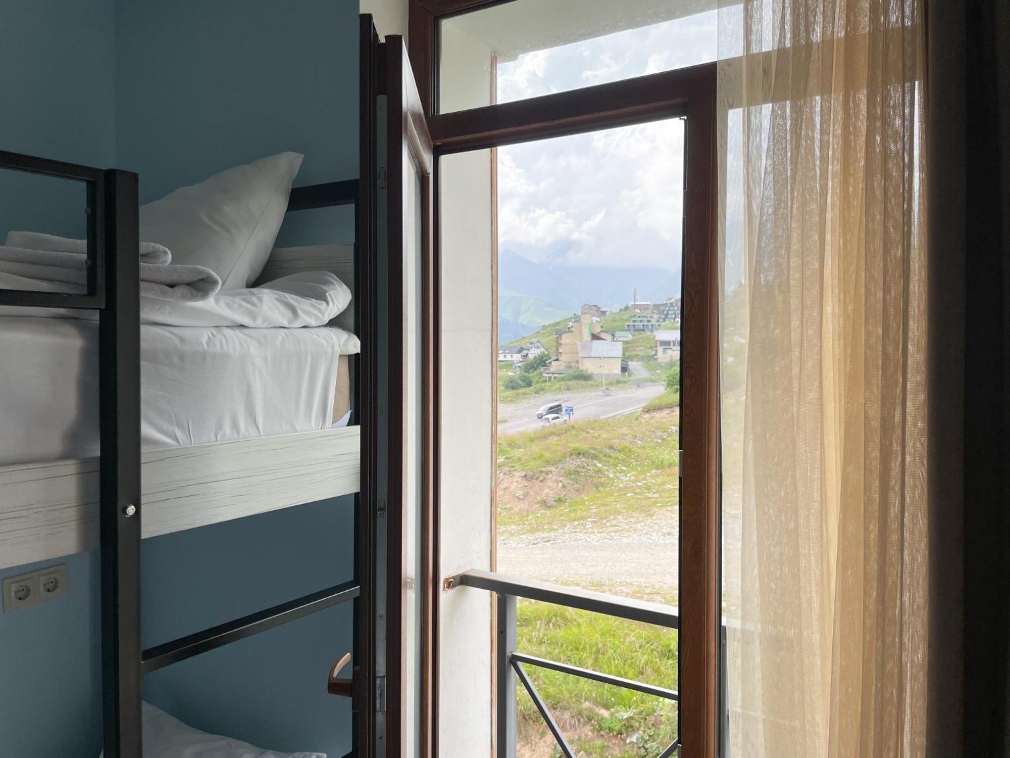 Hotel Rezohut Gudauri Esterno foto