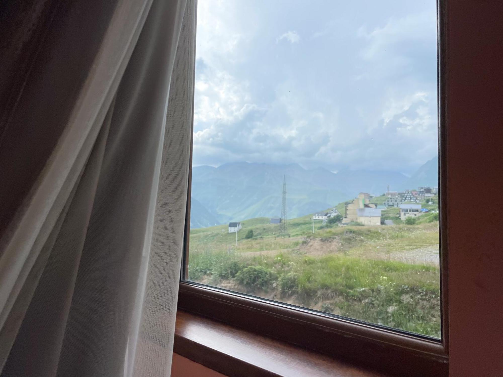 Hotel Rezohut Gudauri Esterno foto